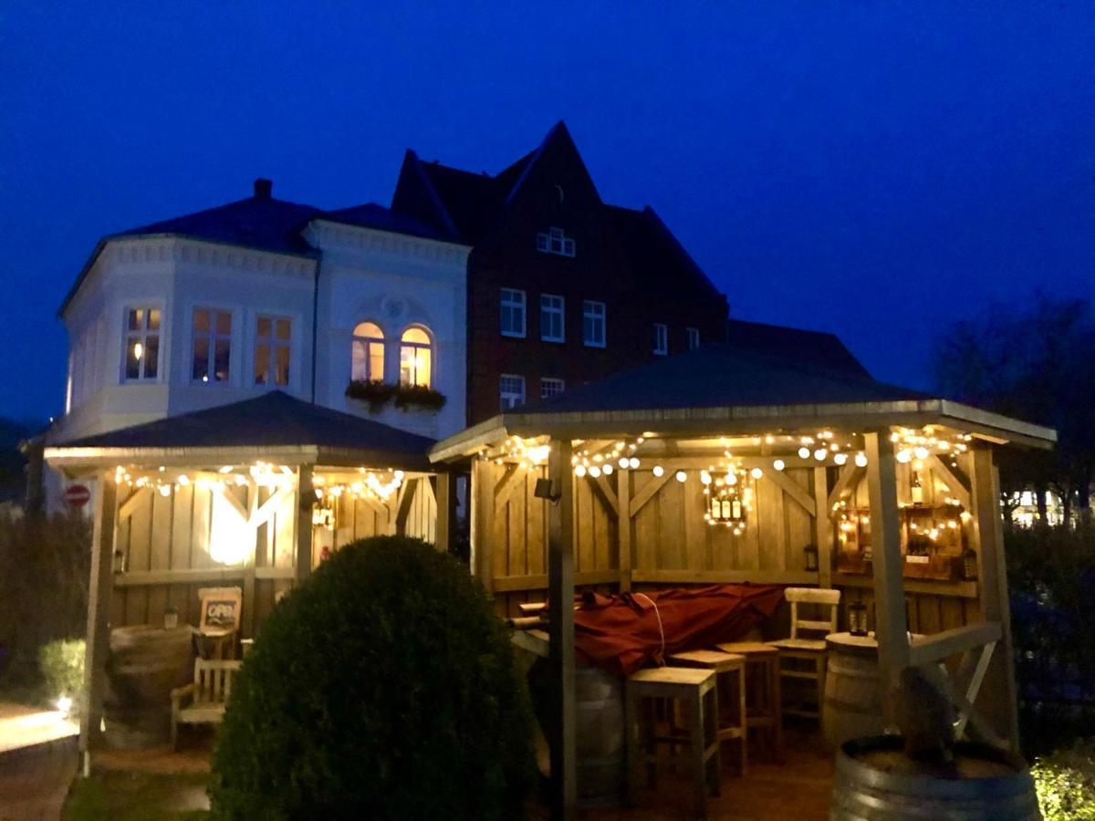 Gaestehaus Kajuete Direkt Am Wasser 프리드리히슈타트 외부 사진